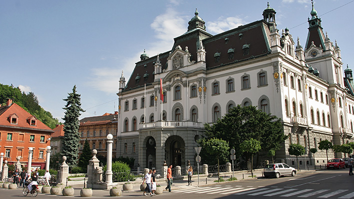 Universitas Terbaik di Slovenia untuk Siswa Internasional