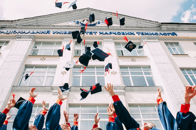 Urutan Universitas Terbaik di Indonesia Lengkap